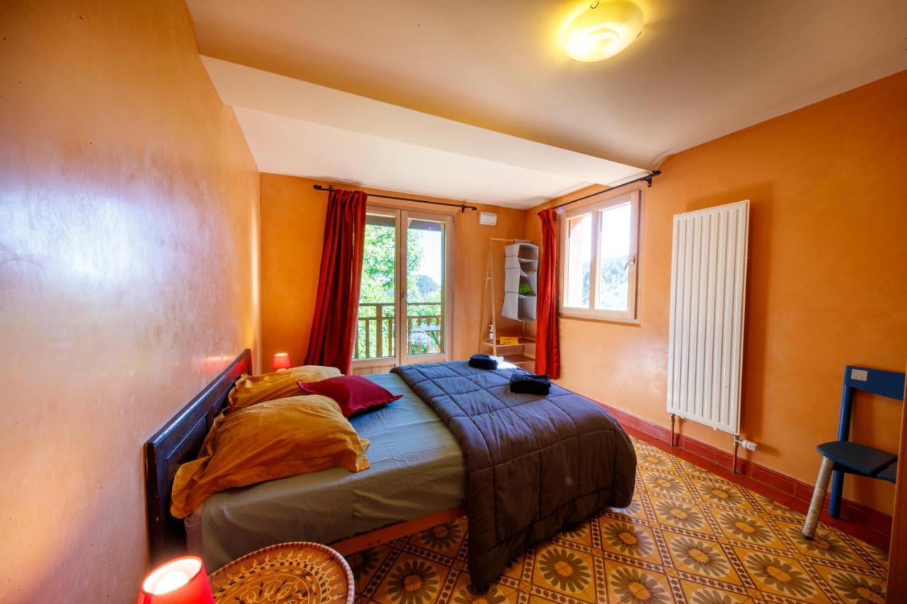 Eco-Hotel Et Yourtes Du Mercantour Guillaumes Eksteriør bilde
