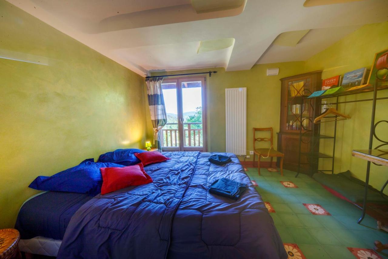 Eco-Hotel Et Yourtes Du Mercantour Guillaumes Eksteriør bilde