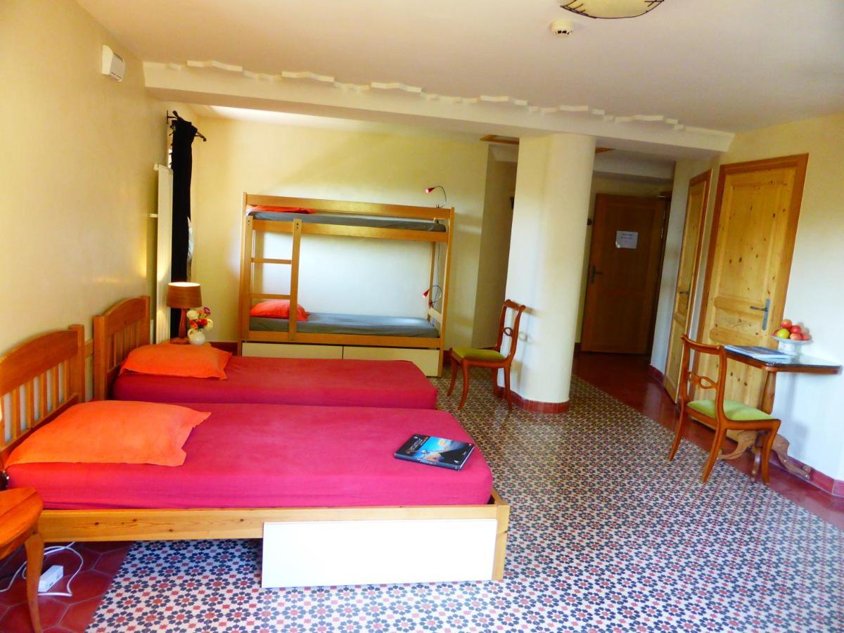Eco-Hotel Et Yourtes Du Mercantour Guillaumes Eksteriør bilde